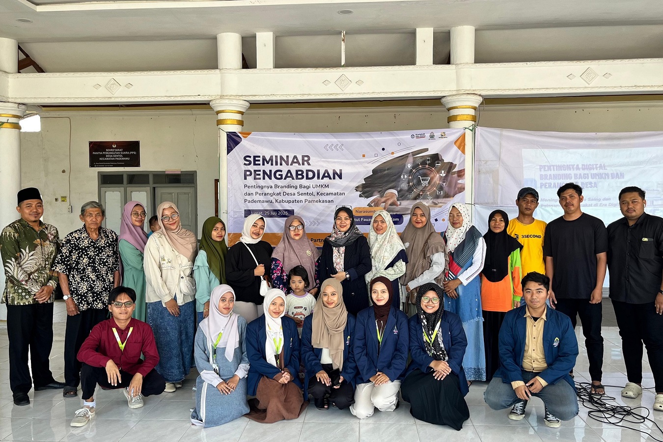 Seminar Branding UMKM, Mahasiswa KKN FAUD UIN Madura Dorong Kesadaran Ekonomi Digital di Desa Sentol