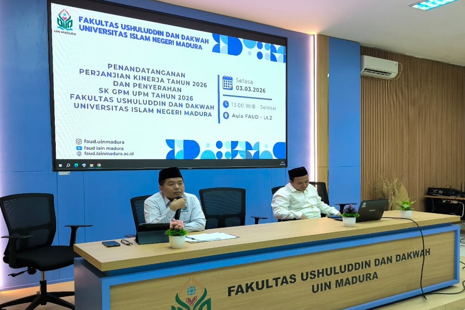 Pejabat di Lingkungan Fakultas Ushuluddin dan Dakwah UIN Madura Teken Perjanjian Kinerja 2026 dengan Dekan, Mari Komitmen Lampaui Target